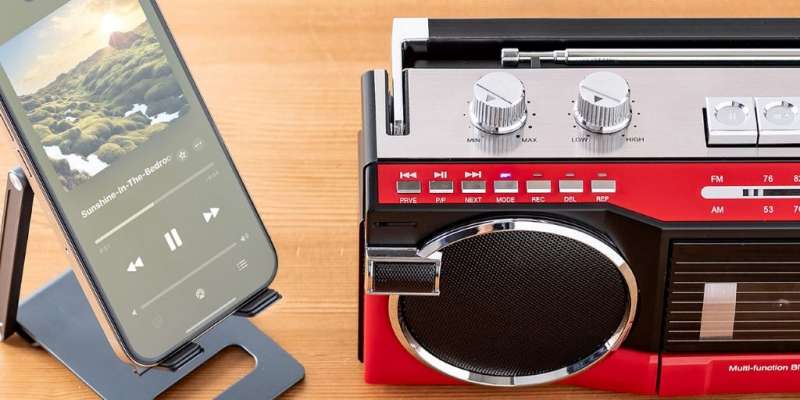 Sanwa Supply представила гибрид кассетного магнитофона и Bluetooth-колонки