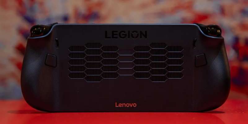 Lenovo представила Legion Go S — первую портативную консоль на SteamOS не от Valve